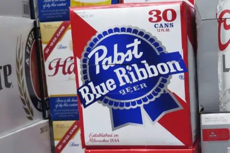 No pint-sized matter: Thieves steal $70,000 in Pabst beer from warehouse